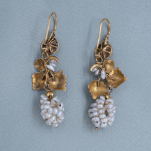 Day-To-Night Natural Pearl Grapevine Earrings