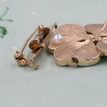 Day To Night Clover Brooch by Boucher