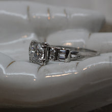 1940s Platinum and Diamond Ring
