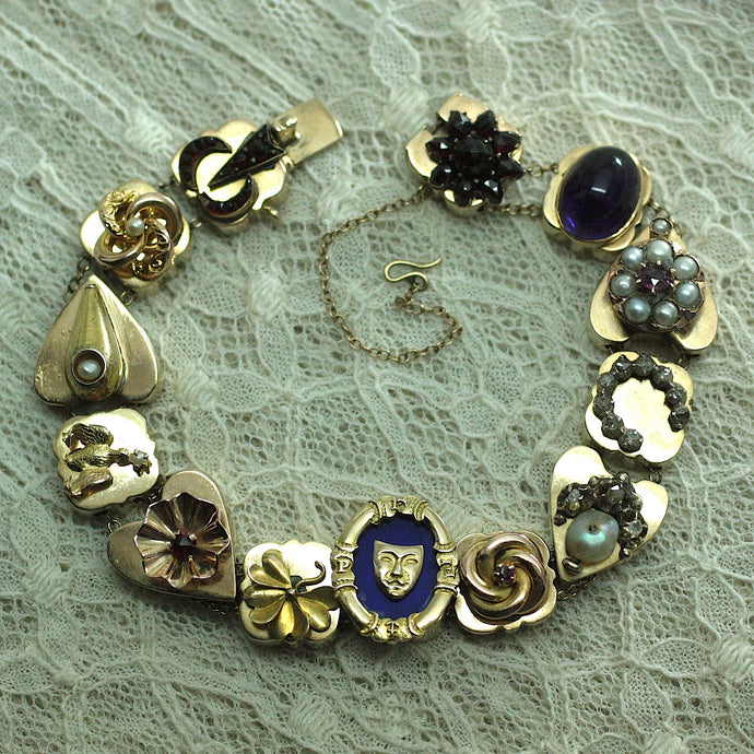 Circa 1910 14 karat gold slide bracelet