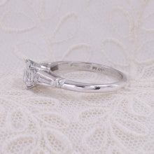 Colorless 1.09 Carat Diamond Ring