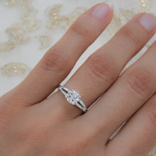 Colorless Brilliant Diamond in Split Baguette Setting c1950