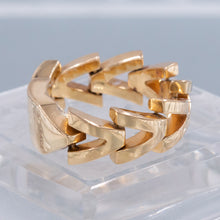 Versace V Link Chain Ring c2000