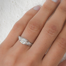 Art Deco One Carat Diamond Filigree Ring c1930