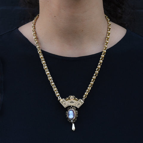 Taille D’Épargne Cameo Necklace c1860