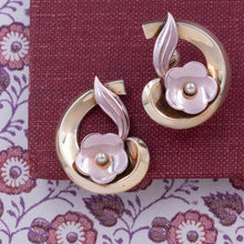 Two-tone Retro Flower Earrings