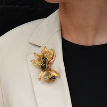 Quinali Firenze Chestnut Brooch c1960