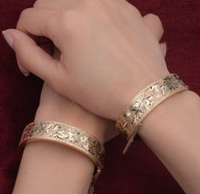 Pair of Taille d'Epargne Wedding Bracelets c1865