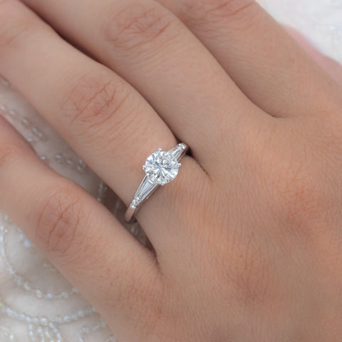 Colorless 1.09 Carat Diamond Ring