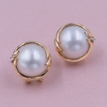 Mabé Pearl Button Earrings c1980
