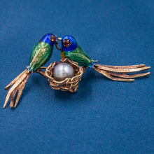 Lovebird's Nest Enamel Brooch c1940