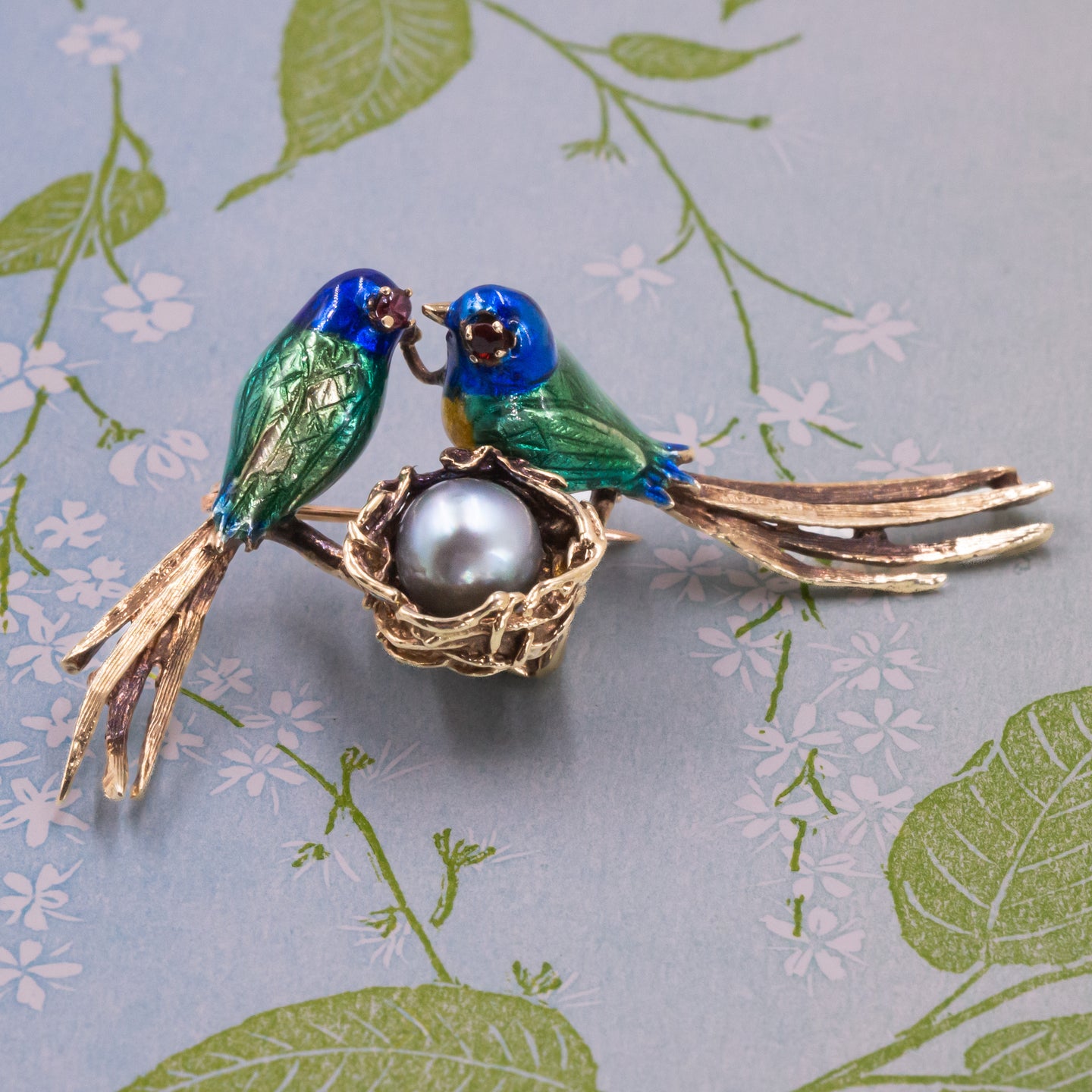 Lovebird's Nest Enamel Brooch c1940