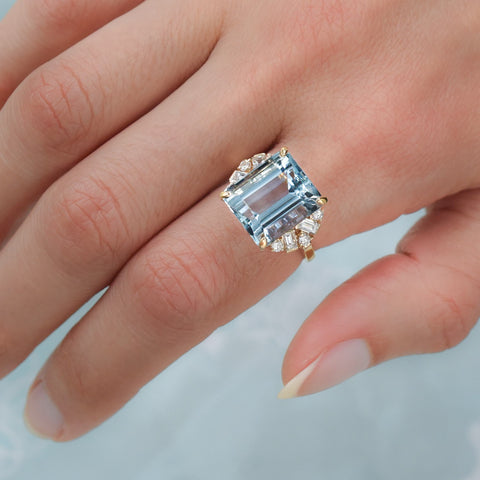 Fine Aquamarine and Diamond Cocktail Ring c1980