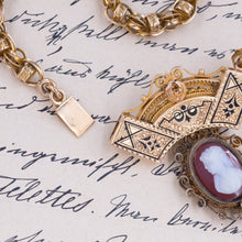 Taille D’Épargne Cameo Necklace c1860