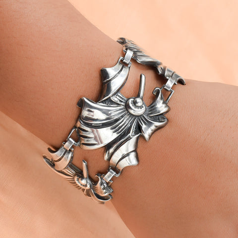 Floral Antiqued Sterling Bracelet c1940