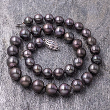 Tahitian Black Pearl Strand