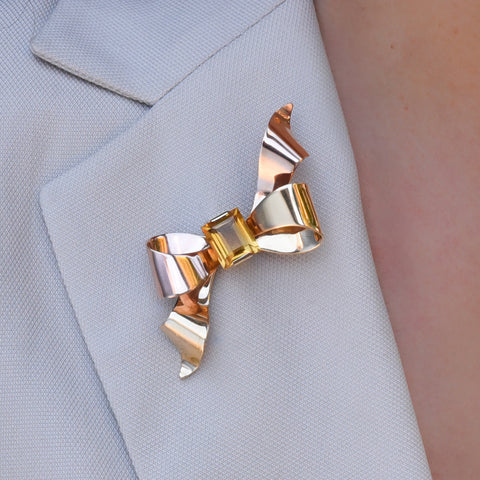 Retro Citrine Bow Pin c1940