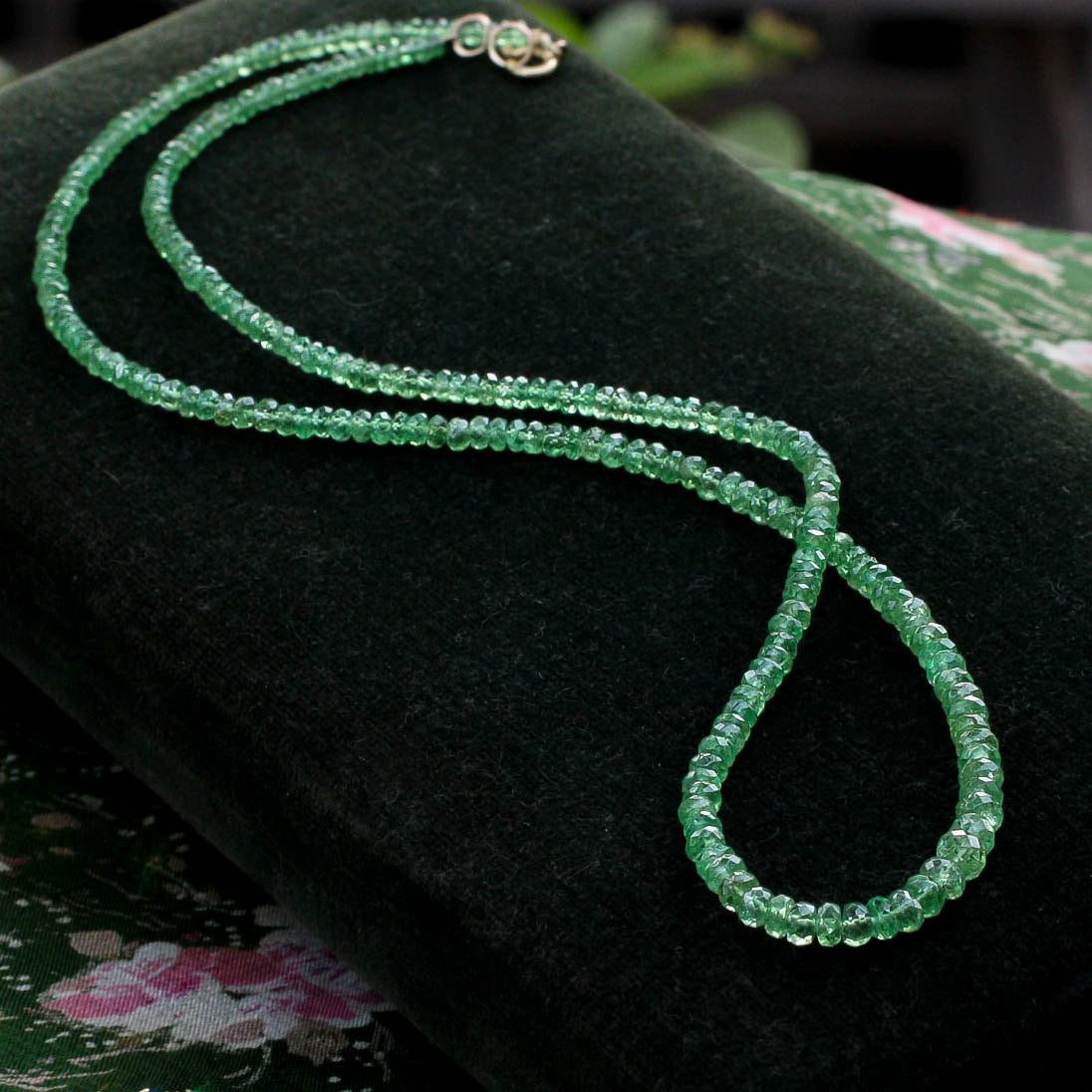 Graduated Faceted Emerald Bead Necklace (57ct)