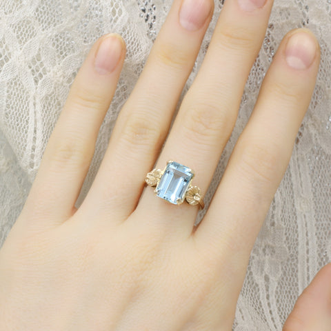 1930s Fine Emerald-Cut Aquamarine Ring
