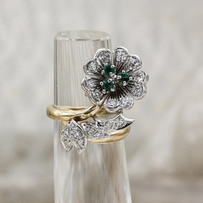 1930s-50s Emerald and Diamond Flower Ring