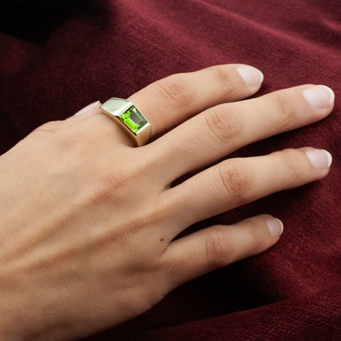 Geometric Peridot Ring c1970