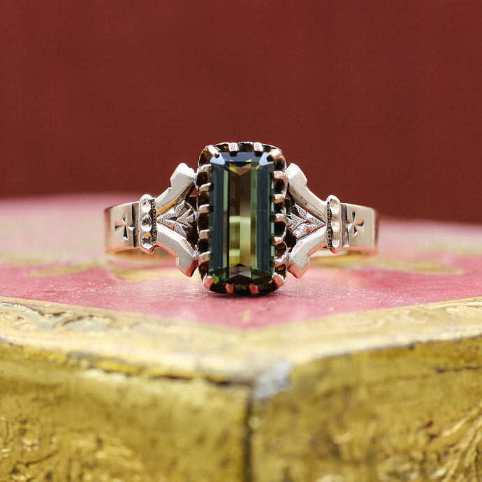 c1880 Green Tourmaline Rose Gold Ring