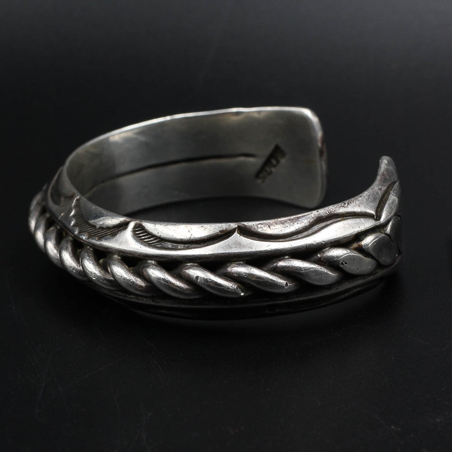 Orville Tsinnie Navajo Sterling Cuff c1970 – Pippin Vintage Jewelry