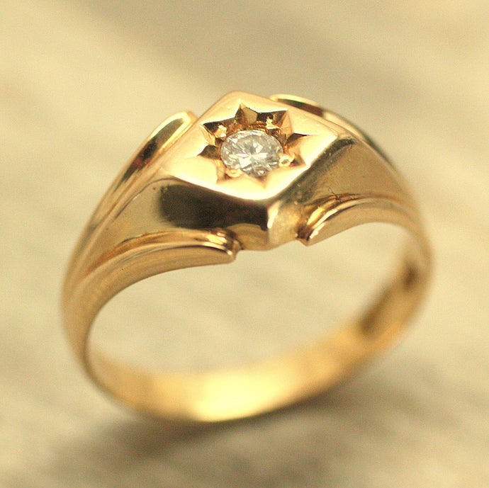 Circa 1940 14K Diamond Ring