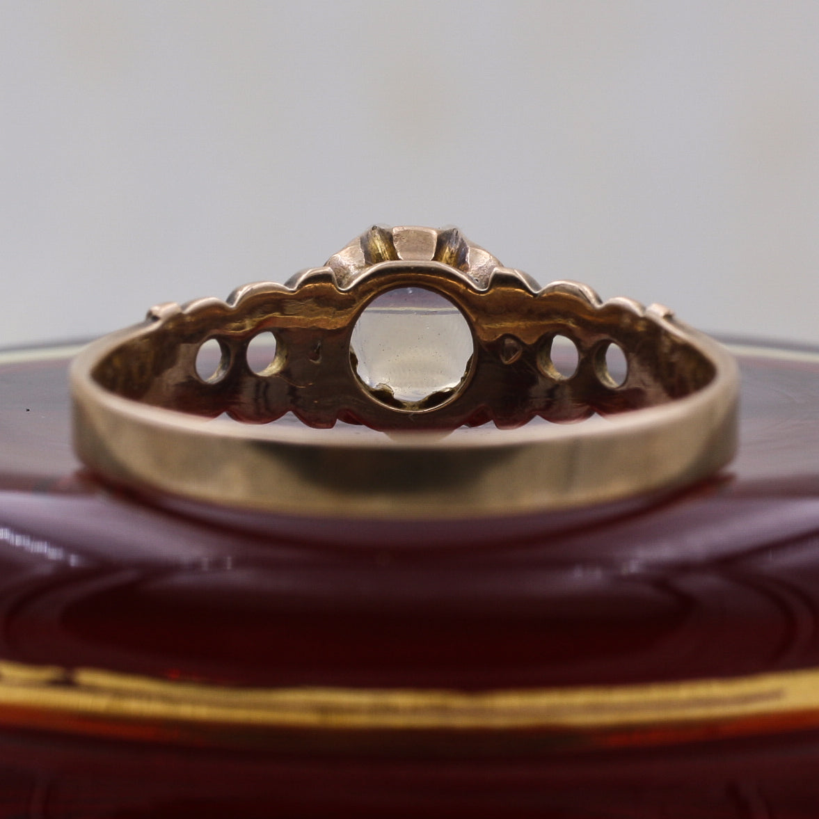 Early Victorian Moonstone Solitaire Ring – Pippin Vintage Jewelry