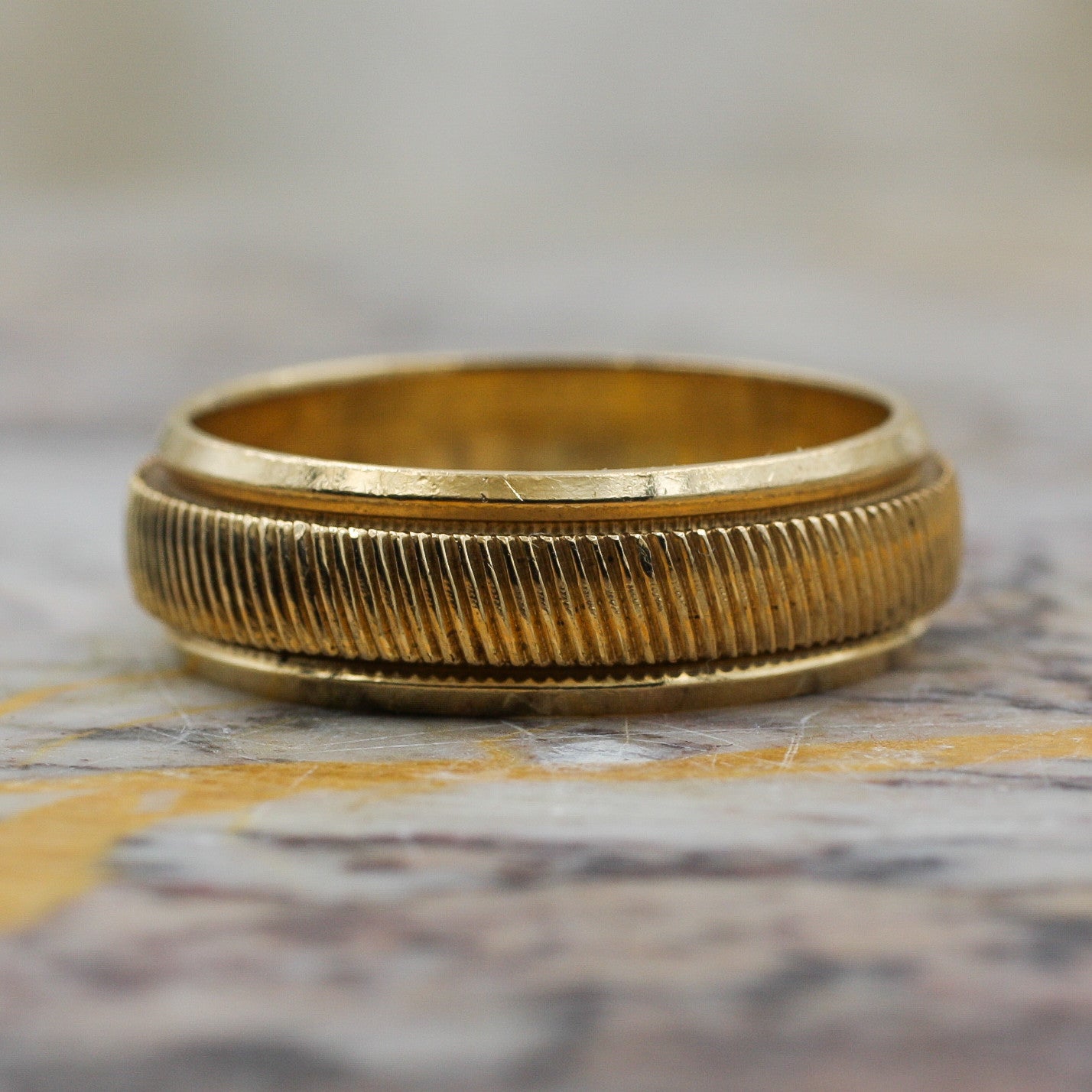 6mm Ribbed Gold Band – Pippin Vintage Jewelry