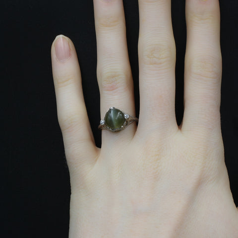 Cat's Eye Filigree Ring c1930