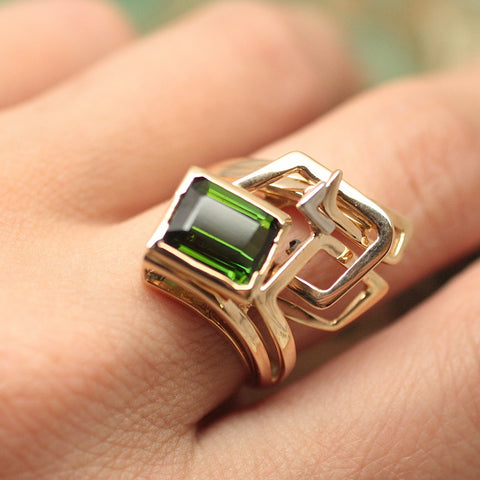18K Gold & Tormaline Ring
