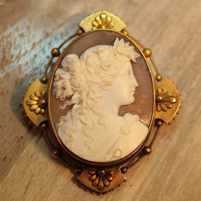 CIrca 1880 18K Cameo Brooch