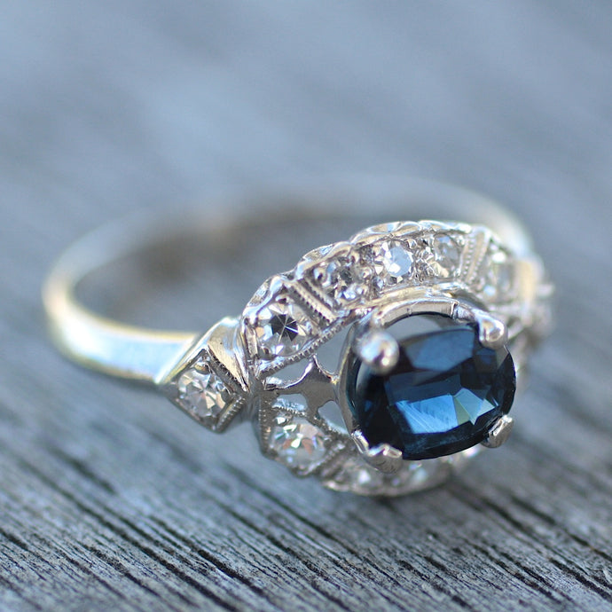 Circa 1950 Handmade Platinum Ceylon Sapphire Ring
