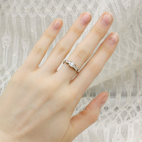 1930s Two-tone Old Mine Cut Diamond Ring