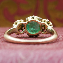 c1860 18k Fine Emerald and Rose Cut Diamond Ring