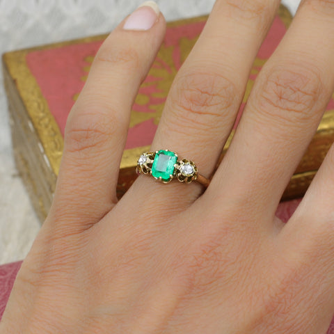 c1860 18k Fine Emerald and Rose Cut Diamond Ring