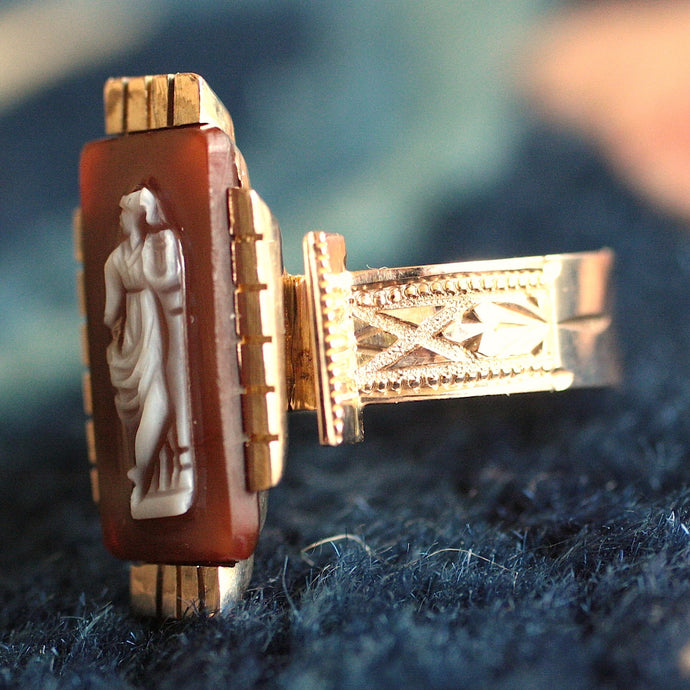 Circa 1880 10K & Sardonyx Cameo Ring