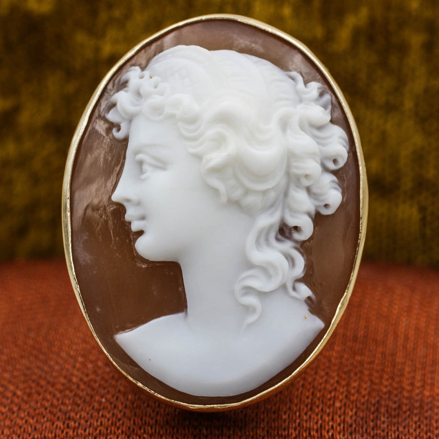 1950s Fine Shell Cameo Ring