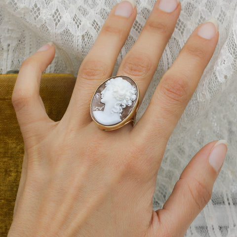 1950s Fine Shell Cameo Ring