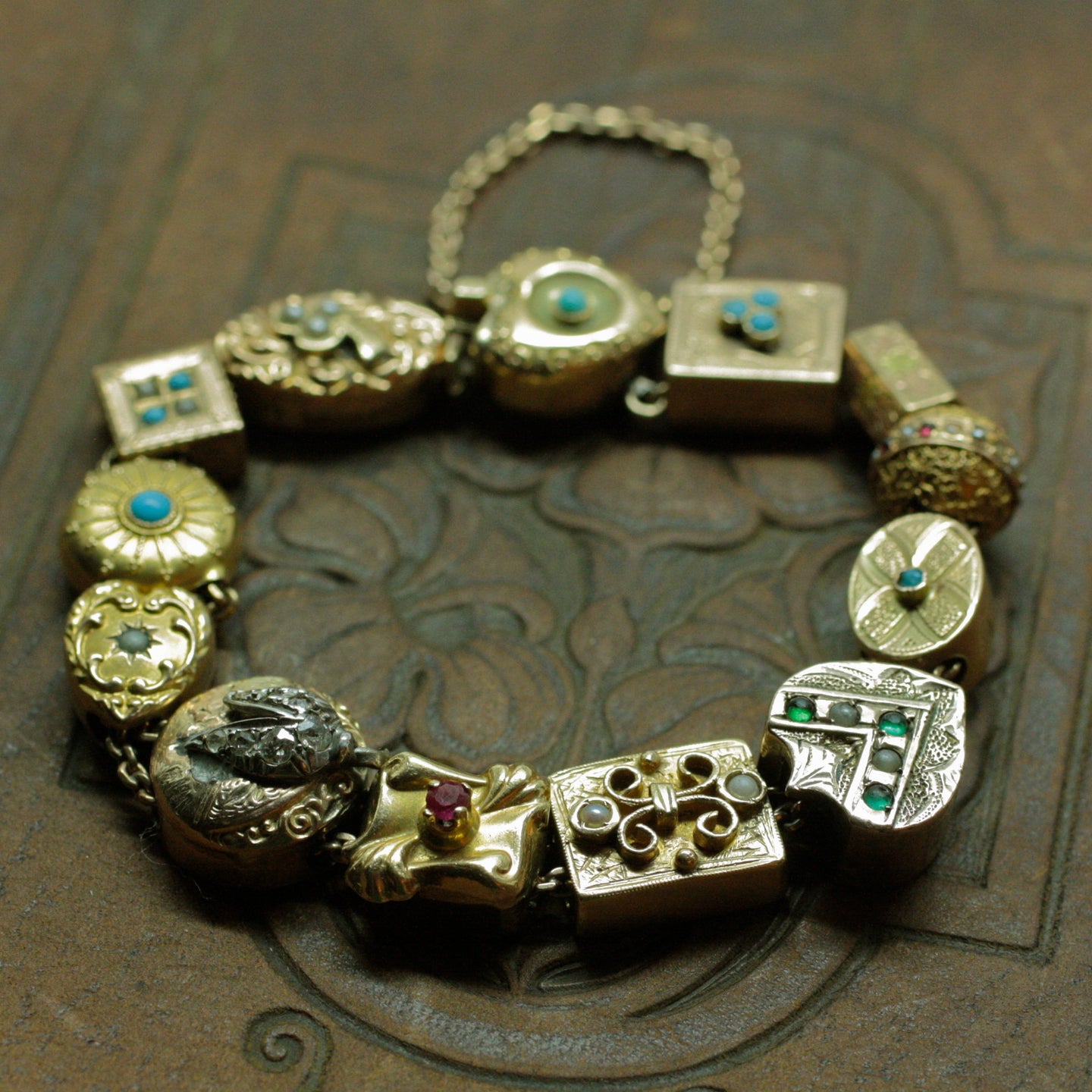 Victorian era circa 1900 gold slide bracelet