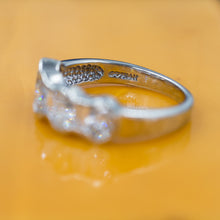 Oval and Baguette Cut Diamond Band