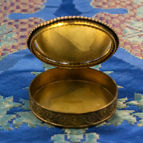 Petit Point Compact Pill Box c1900